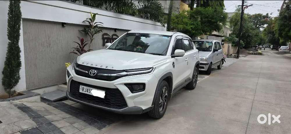 Toyota Urban Cruiser Hyryder 2023 Petrol 23000 Km Driven