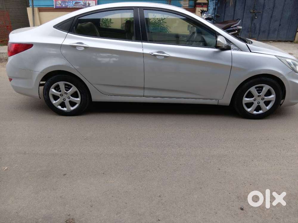 Hyundai Verna Fluidic 2011