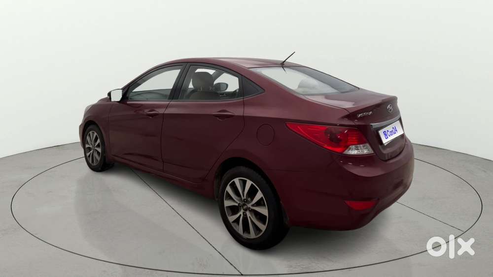 Hyundai Verna Fluidic 1.6 Vtvt Sx, 2014, Petrol