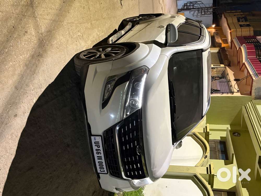 Mahindra Xuv500 W11 2018 Showroom Condition