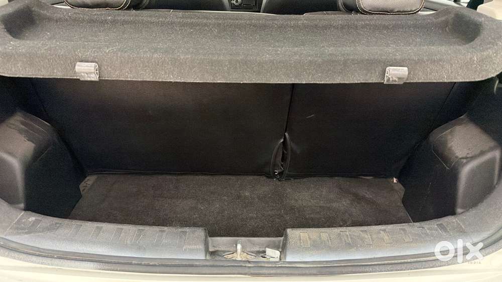 Maruti Suzuki Swift 1.2 Lxi (o), 2017, Petrol