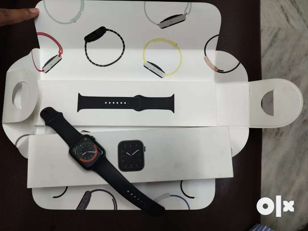 Iwatch 5 best sale 44mm gps cellular