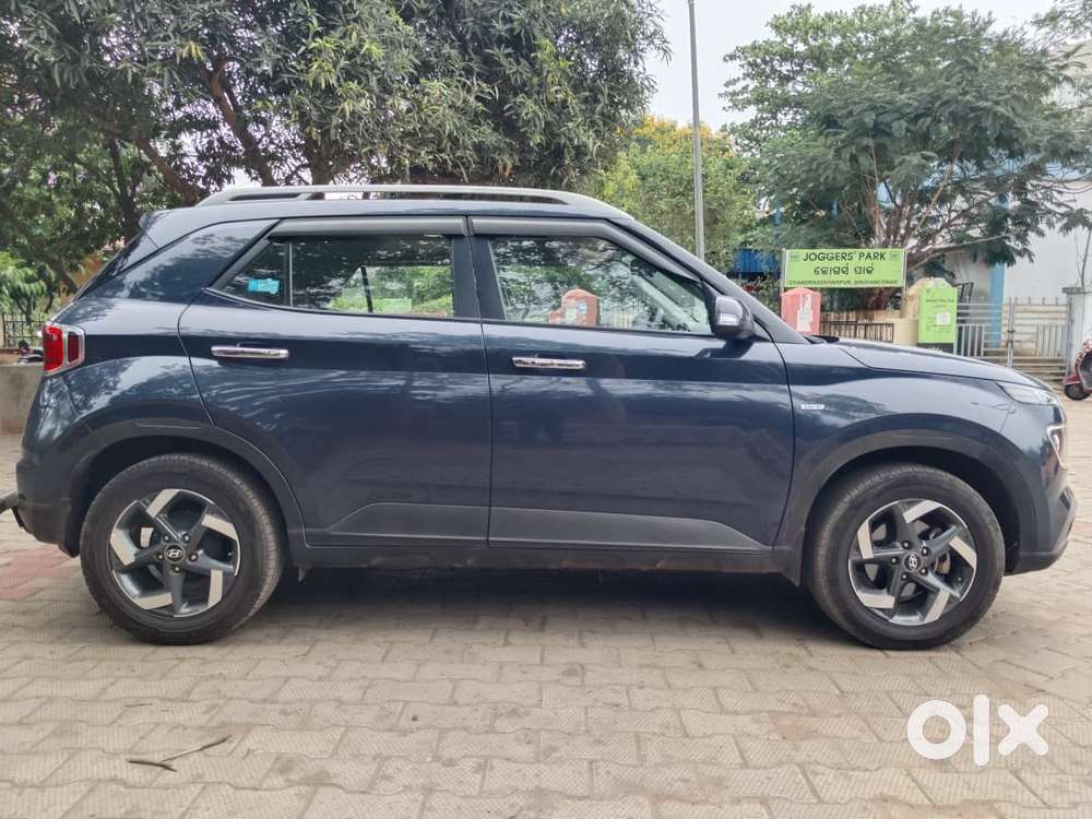 Hyundai Venue, 2021, Petrol