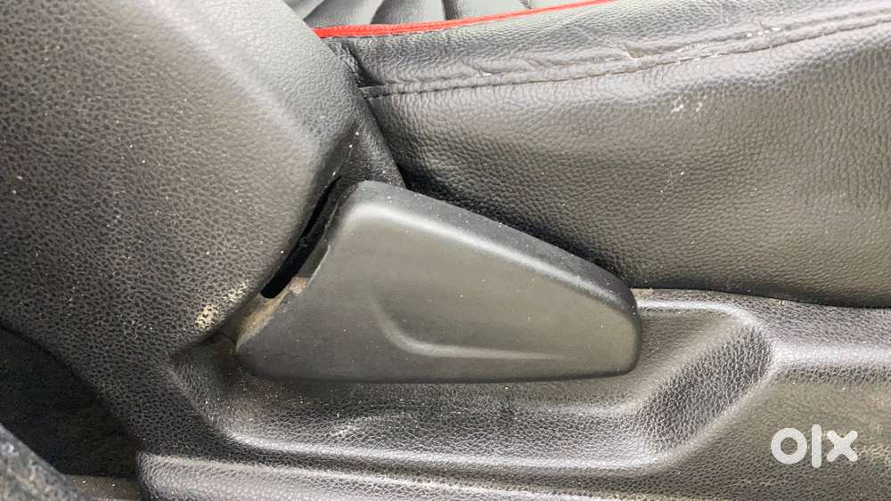 Renault Kwid 1.0 Rxt 02 Anniversary Edition, 2017, Petrol