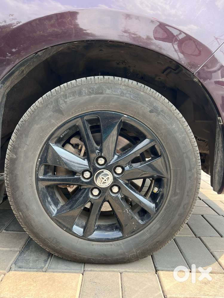 Toyota Innova Crysta 2.4 V, 2017, Diesel