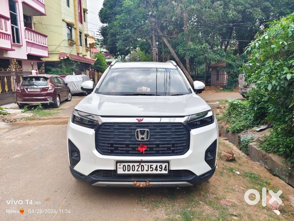 Brand New Car , Some Interior Work & 360 • Degree Camera