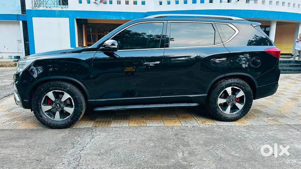 Mahindra Alturas G4 4x4 At, 2019, Diesel