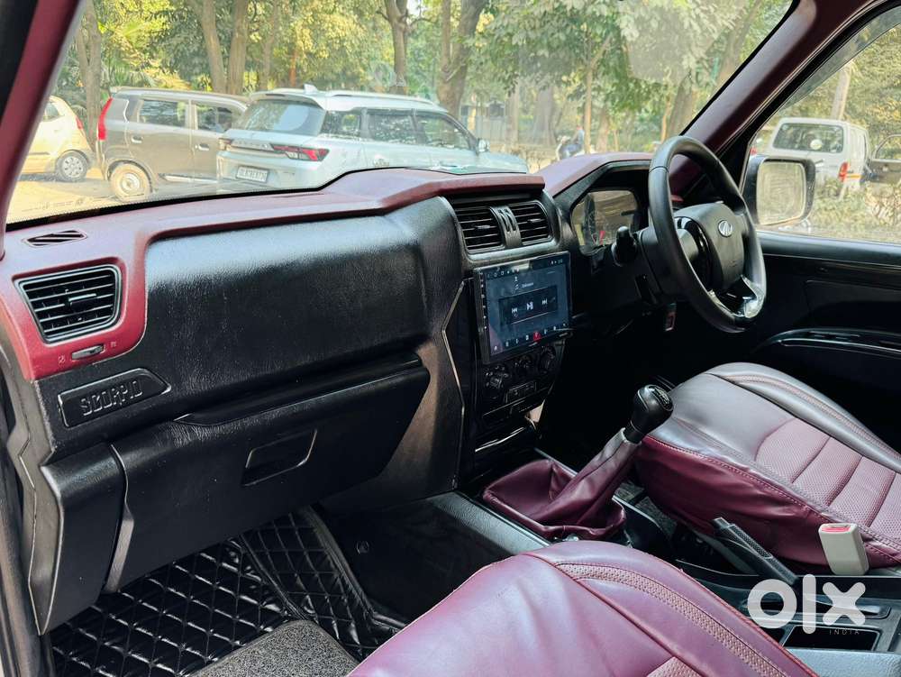 Mahindra Scorpio S4 7 Seater, 2017, Diesel