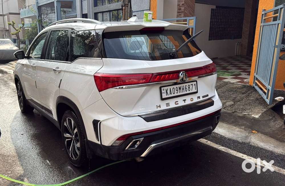 Mg Hector Plus 2022 Petrol Well Maintained