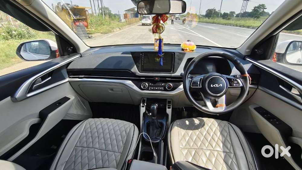 Kia Carens 1.4 Premium 7 Str, 2022, Petrol