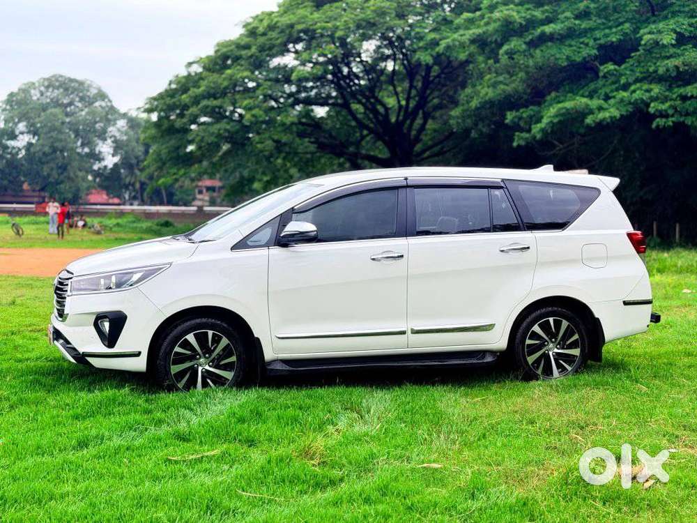 Toyota Innova Crysta Zx 2.4 Diesel 7 Seater, 2022, Diesel