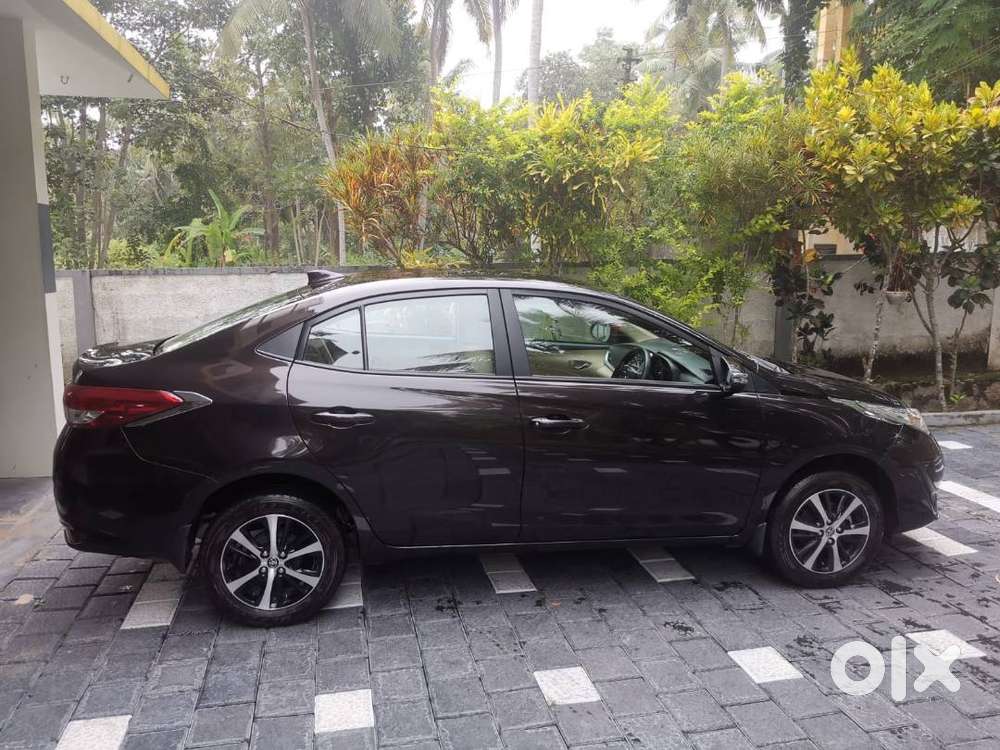 2021 Toyota Yaris 35000km Driven.