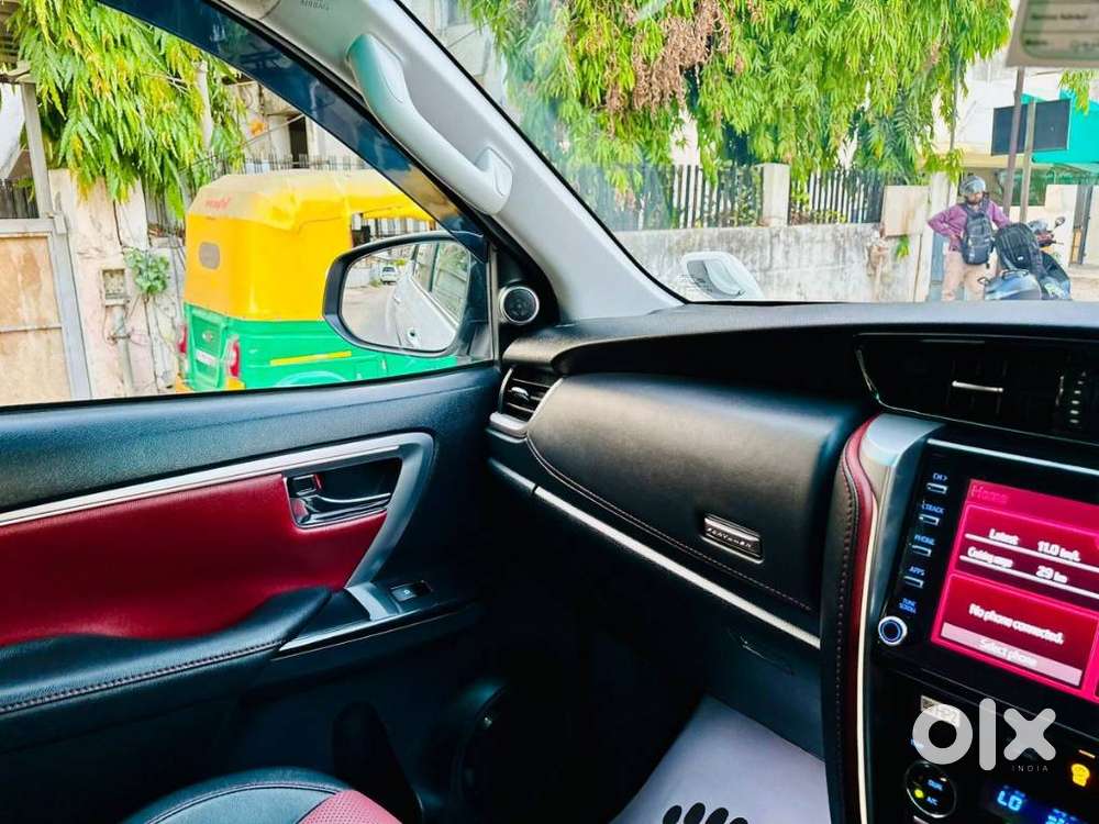 Toyota Fortuner Legender 4x2 At 2.8, 2025, Diesel