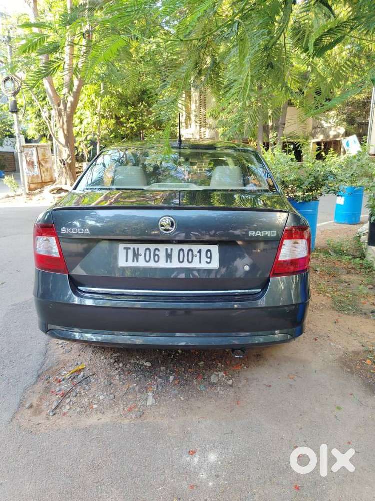 Skoda Rapid [ ] 1.6 Style Plus Mpi At, 2018, Diesel