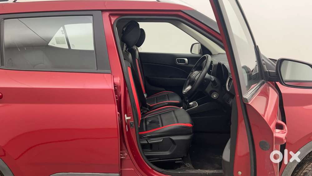 Hyundai Venue 1.2 S Plus, 2022, Petrol