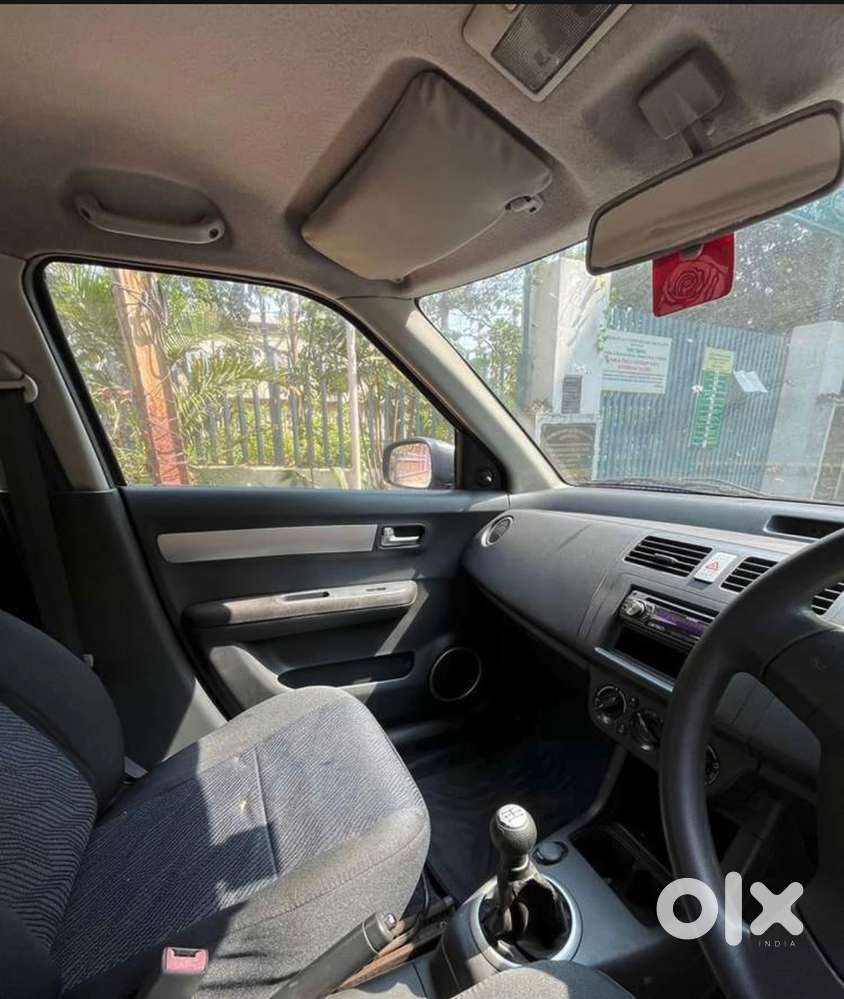 Maruti Suzuki Swift Petrol 2010 Model