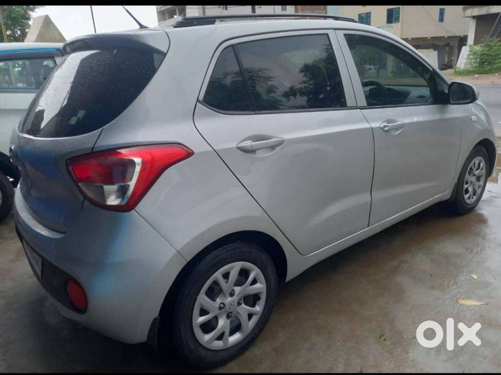 Hyundai Grand I10 Sportz O 1.2, 2017, Petrol