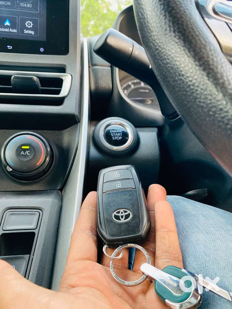 Toyota Innova Hycross 2.0 Gx 8 Str, 2024, Petrol