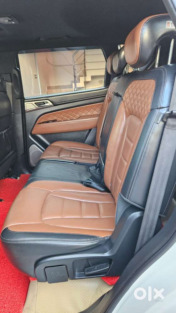 Mahindra Alturas G4 4x4 At, 2020, Diesel
