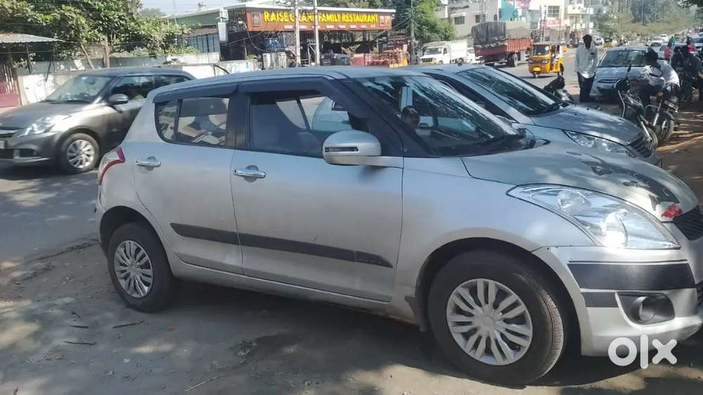 Maruti Suzuki Swift 2012 Diesel 132000 Km Driven