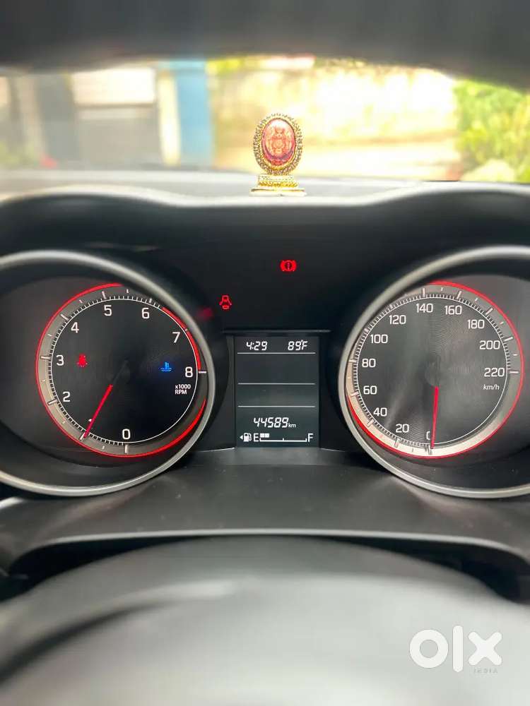 2018 Maruti Suzuki Swift Zxi 1.2 Petrol Manual | 43,000 Km | No Claims