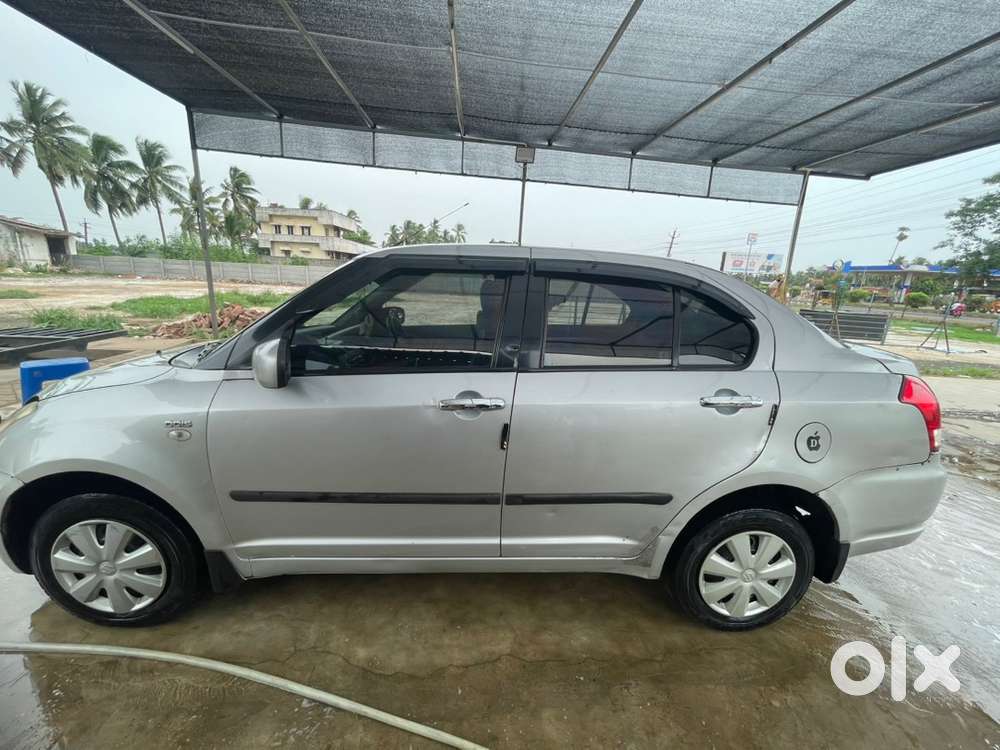 Maruti Swift Dzire 2011