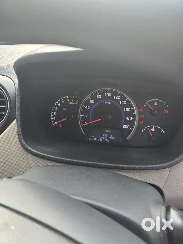 Hyundai Grand I10 2016 Petrol 100000 Km Driven