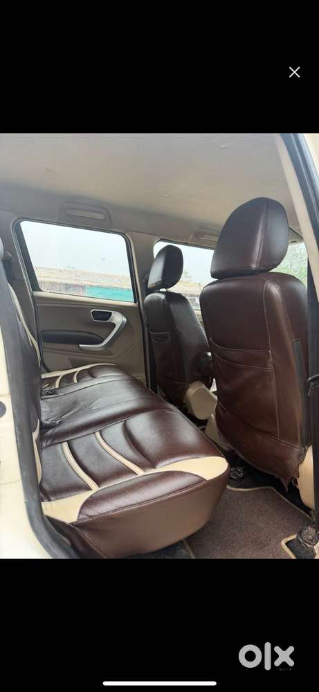 Mahindra Tuv 300 Mhawk100 T8, 2017, Diesel