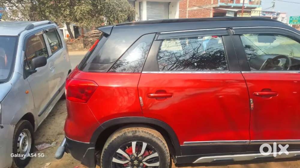 Maruti Suzuki Vitara Brezza 201717 Diesel 127000 Km Driven