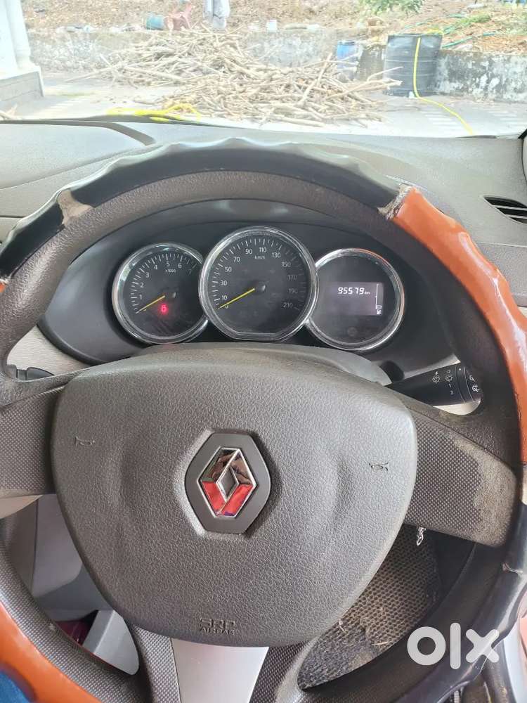 Renault Lodgy 2017 Diesel 96000 Km Driven