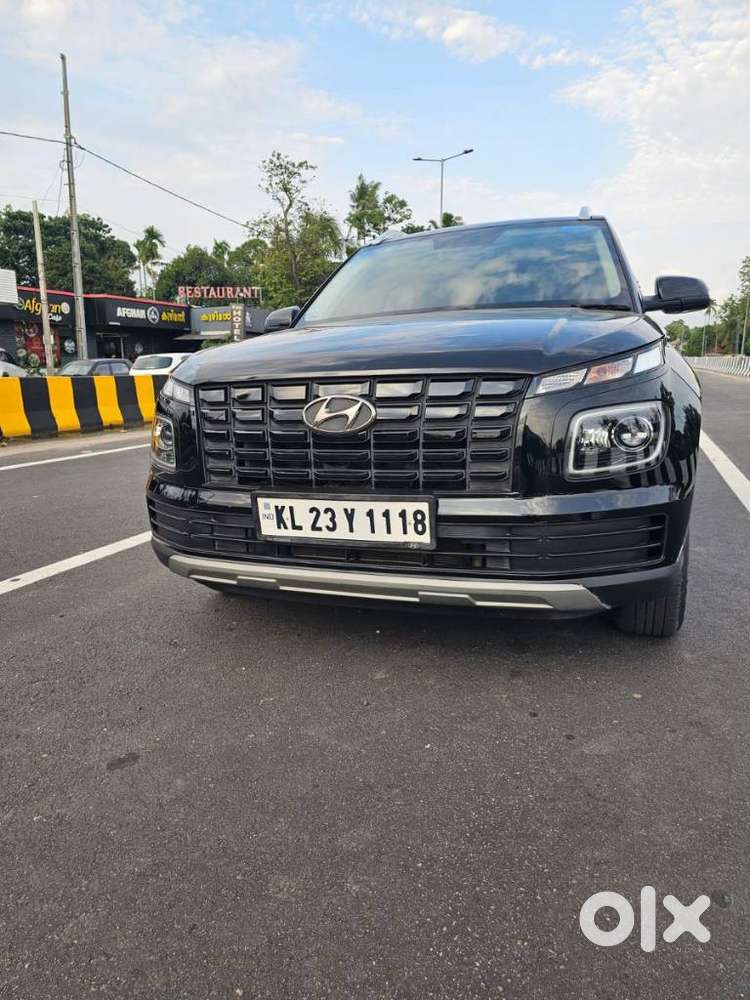 Hyundai Venue, 2025, Petrol