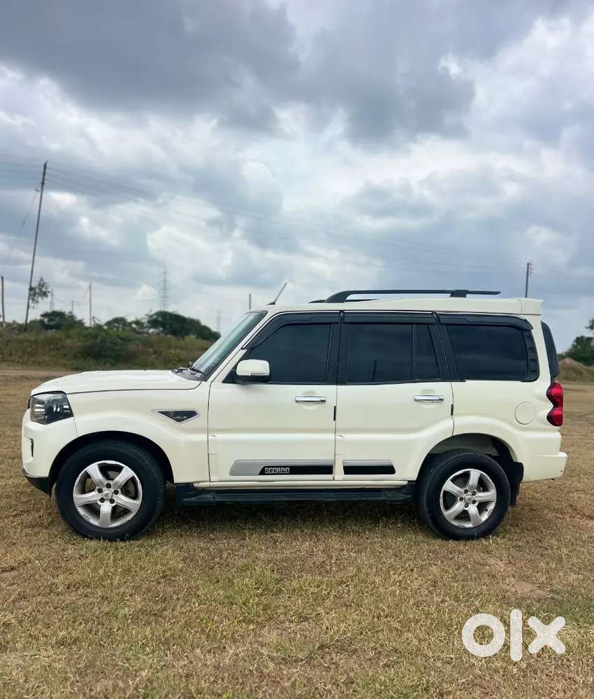 Mahindra Scorpio Classic 2021 1st