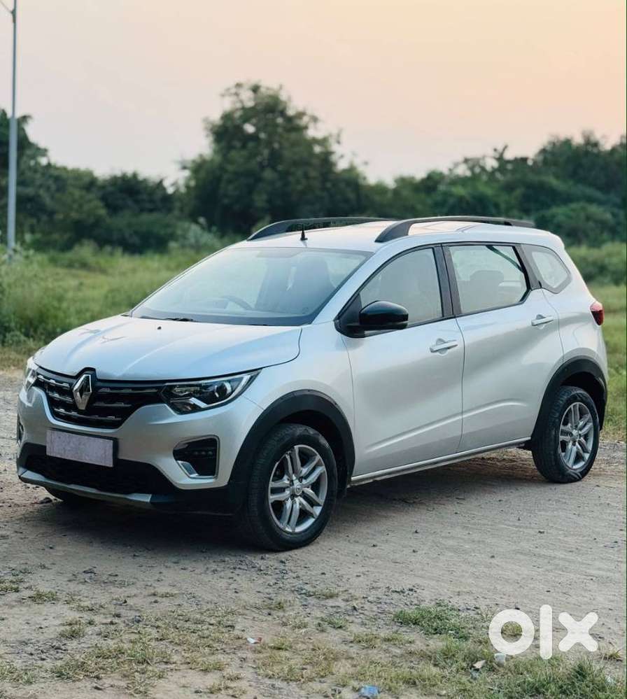 Renault Triber Rxz, 2022, Petrol