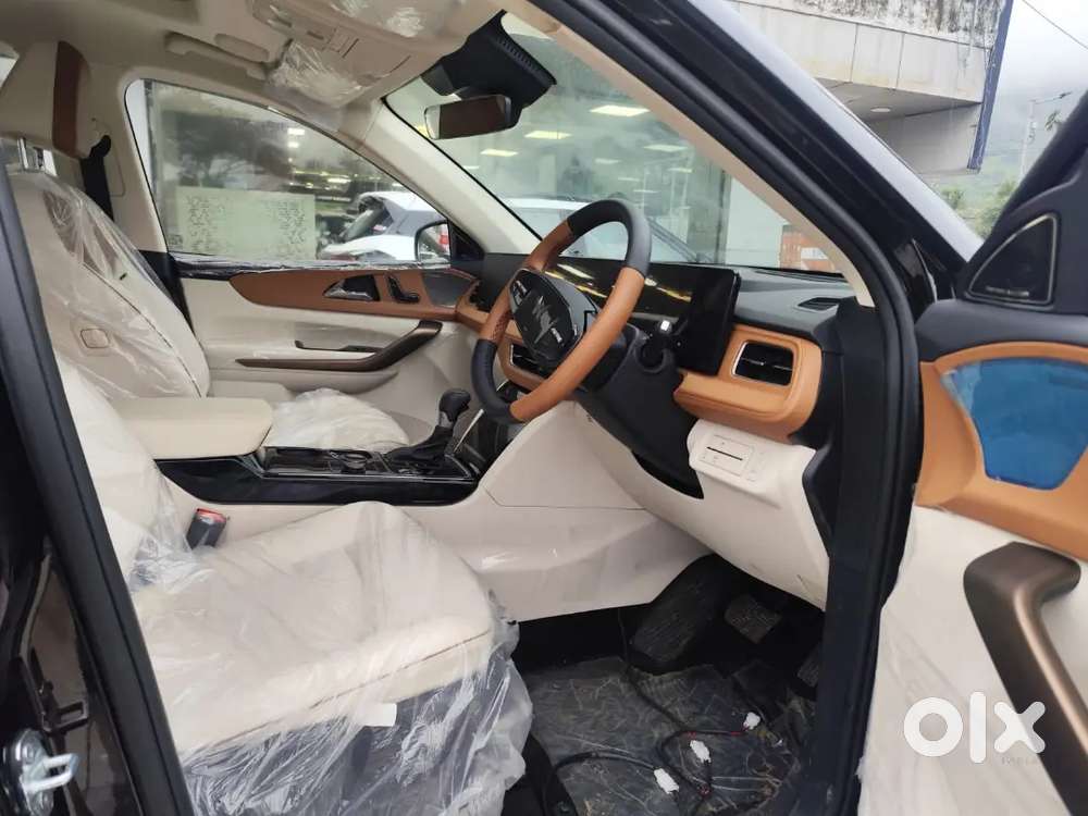 Mahindra Xuv700 Ax7l 2026 Diesel