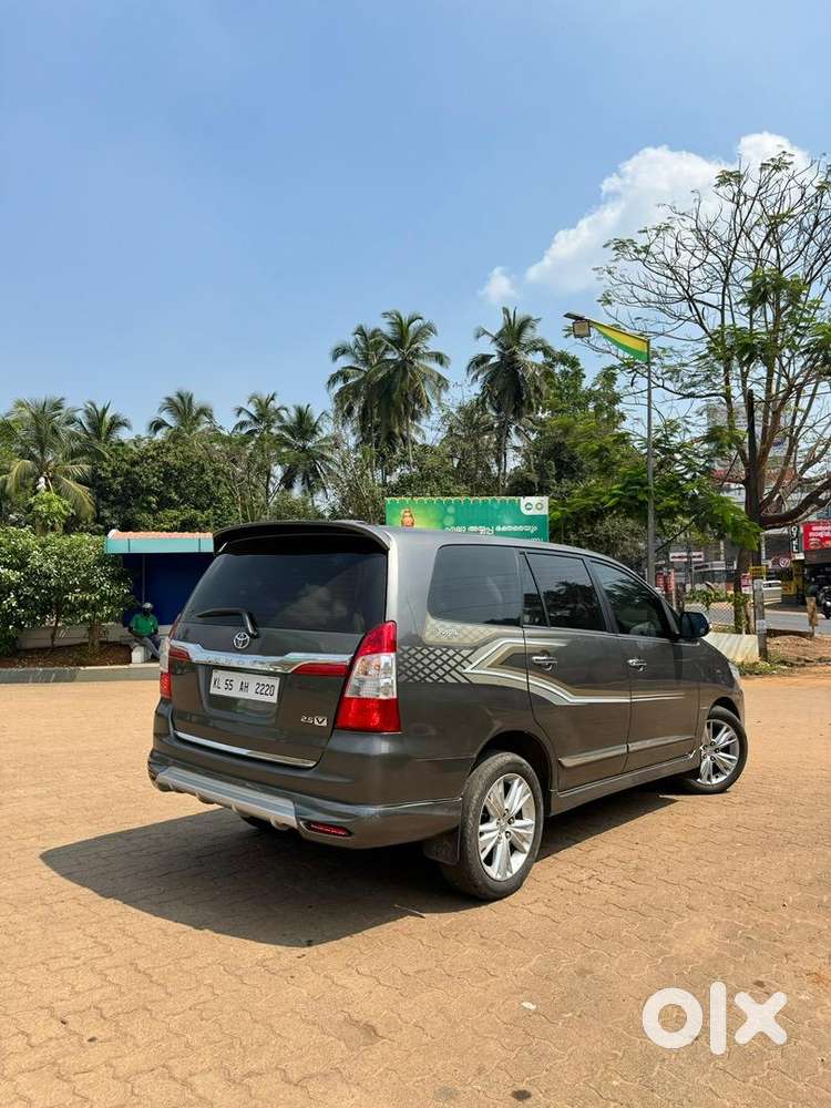 Toyota Innova 2013 Diesel Well Maintained