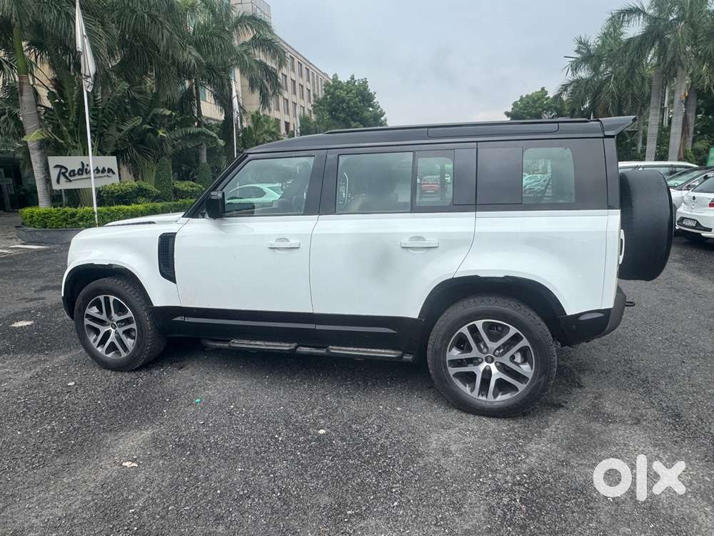 Land Rover Defender 2025 Automatic