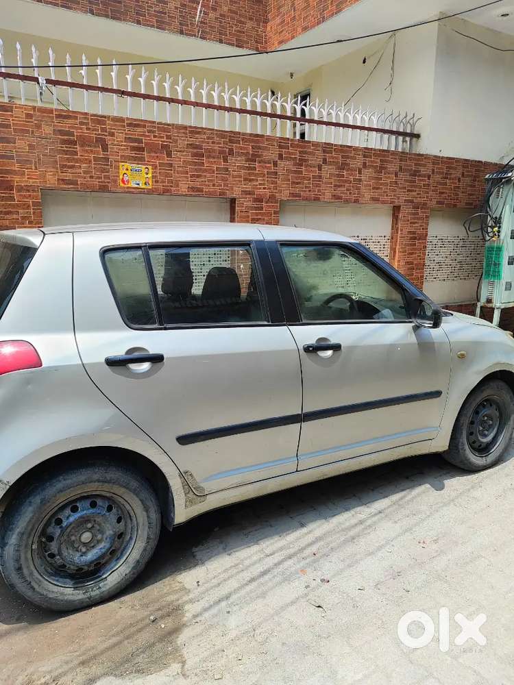 Maruti Suzuki Swift 2006 Petrol Well Maintained