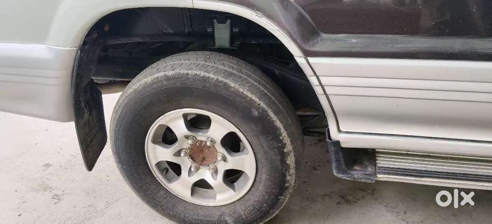 Mitsubishi Pajero Glx 2010