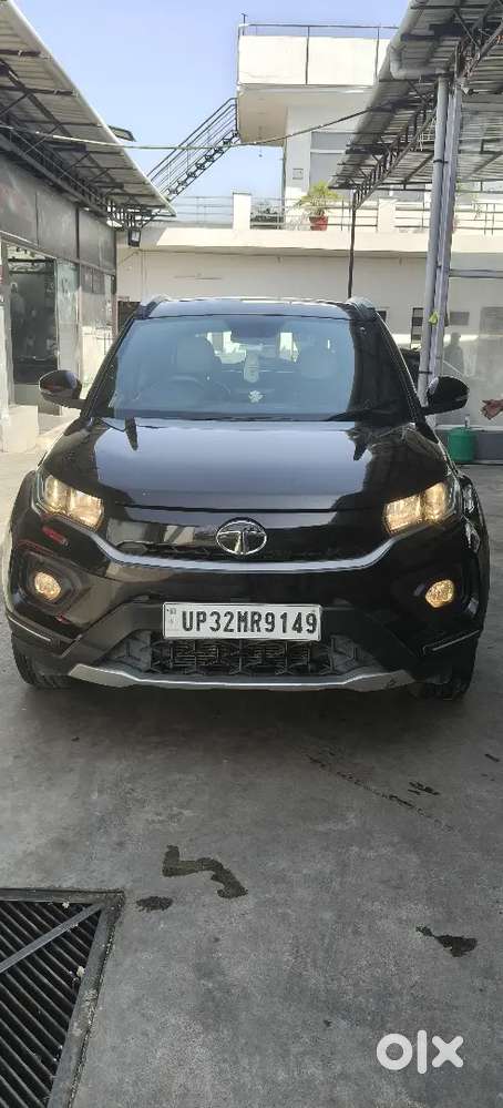 Tata Nexon Too Model Diesel Dark Edition