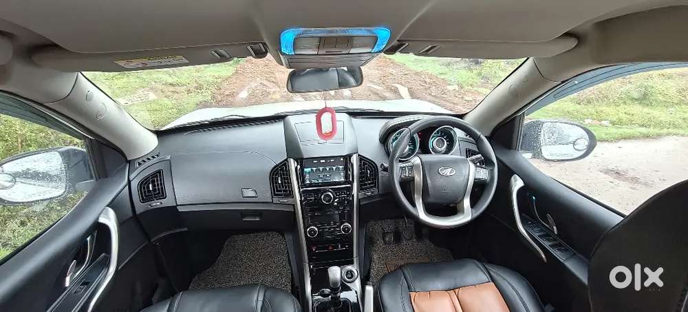 Mahindra Xuv500 W7