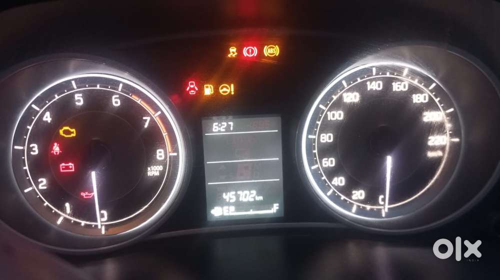 Maruti Suzuki Dzire 1.2 Vxi, 2023, Petrol