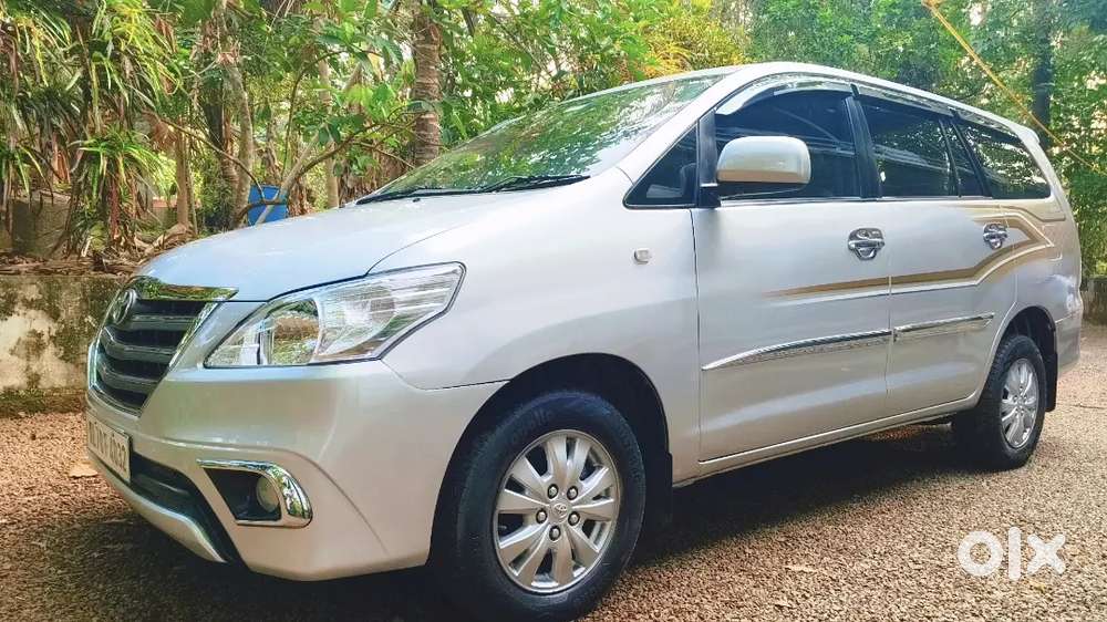 Toyota Innova 2010 Diesel Well Maintained No Complaints