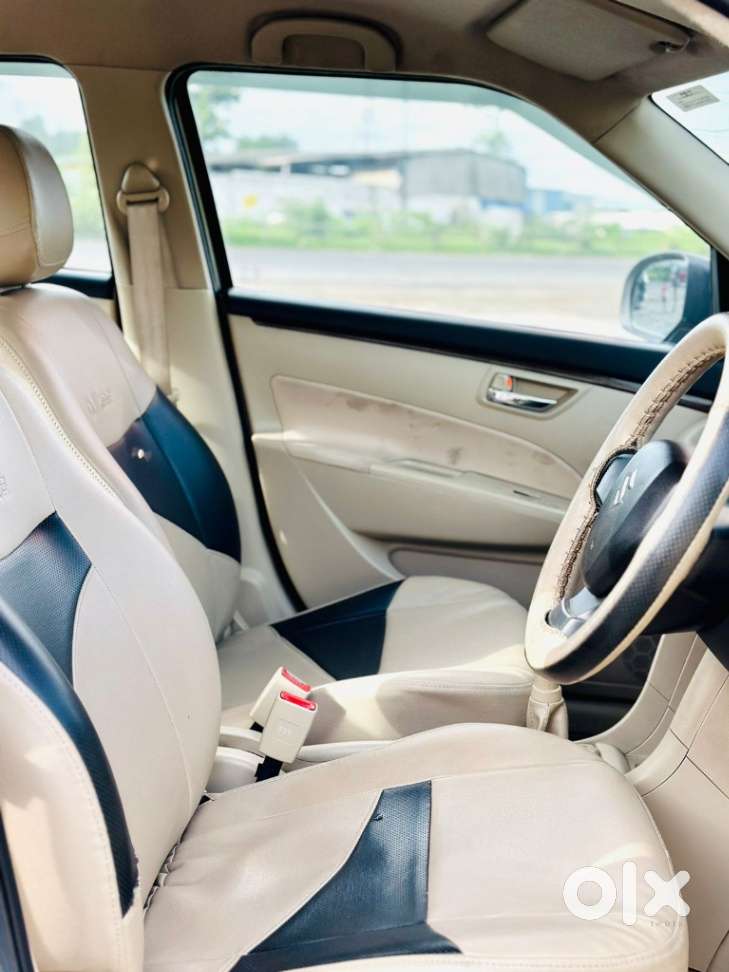 Maruti Suzuki Dzire 1.2 Vxi, 2016, Petrol
