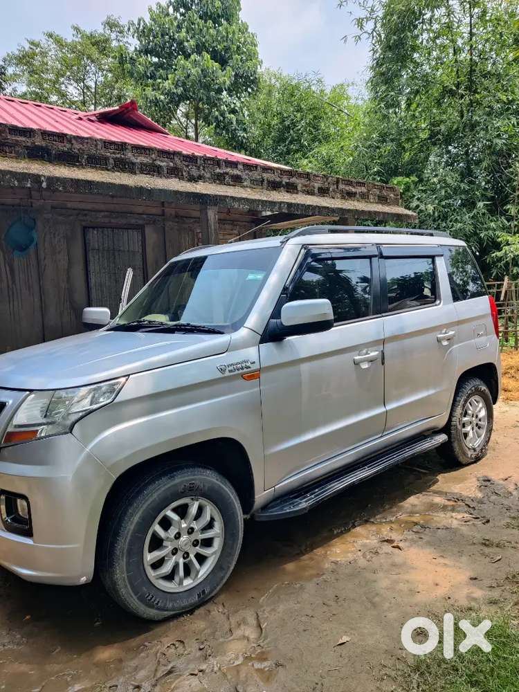Mahindra Tuv 300 2018 Diesel 102000 Km Driven
