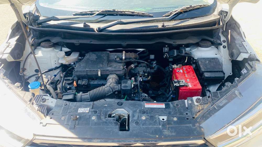 Maruti Suzuki Xl6 1.5 Zeta Mt, 2022, Petrol