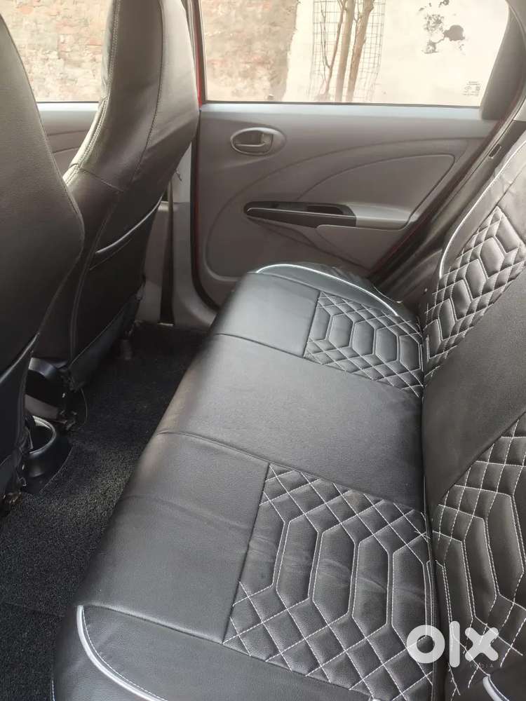 Toyota Etios Liva 2012