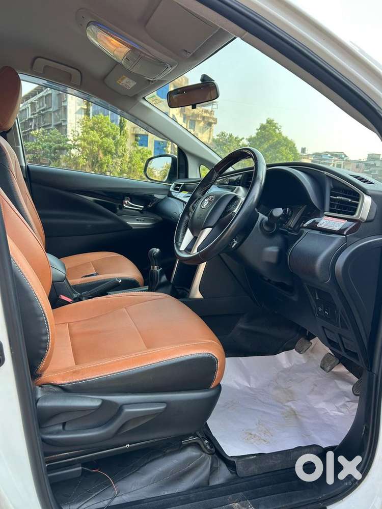 Toyota Innova Crysta 2021 Diesel 35000 Km Driven