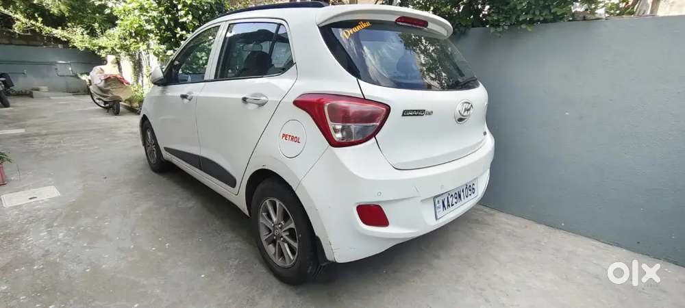Hyundai Grand I10 2015 Petrol 40000 Km Driven