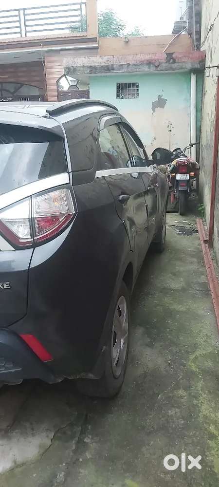 Tata Nexon Petrol 2018 Manual, 46000 Km Driven