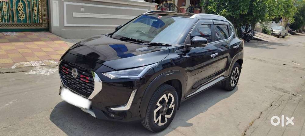 Nissan Magnite 1.0 Xv Premium, 2023, Petrol